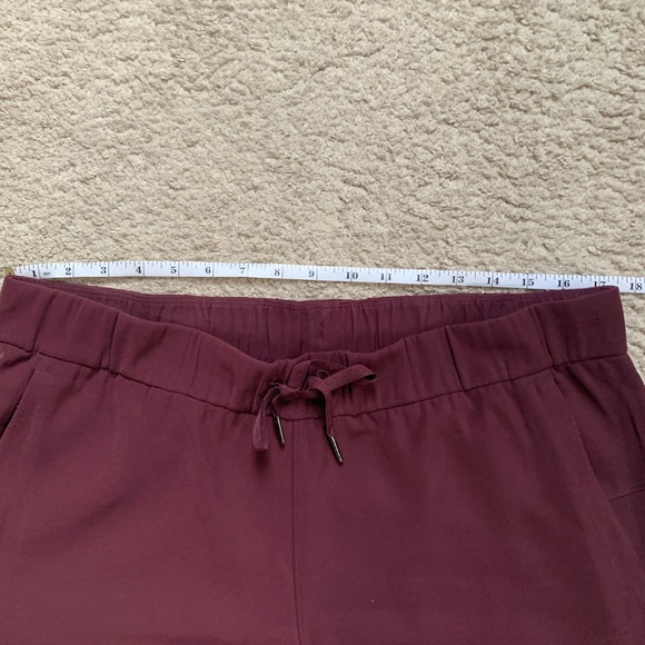 Lululemon Athletica Stretch High-Rise Jogger Full Length Maroon Size 12US - Picture 3 of 8